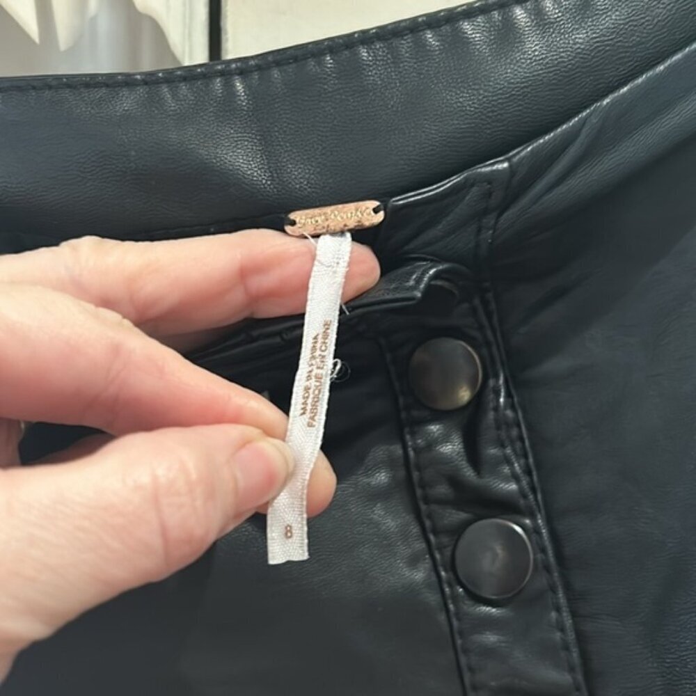 FREE PEOPLE Oh Snap Vegan Leather Miniskirt 8 - Picture 7 of 12
